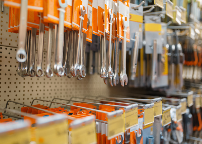 Hardware, Tools & Workwear